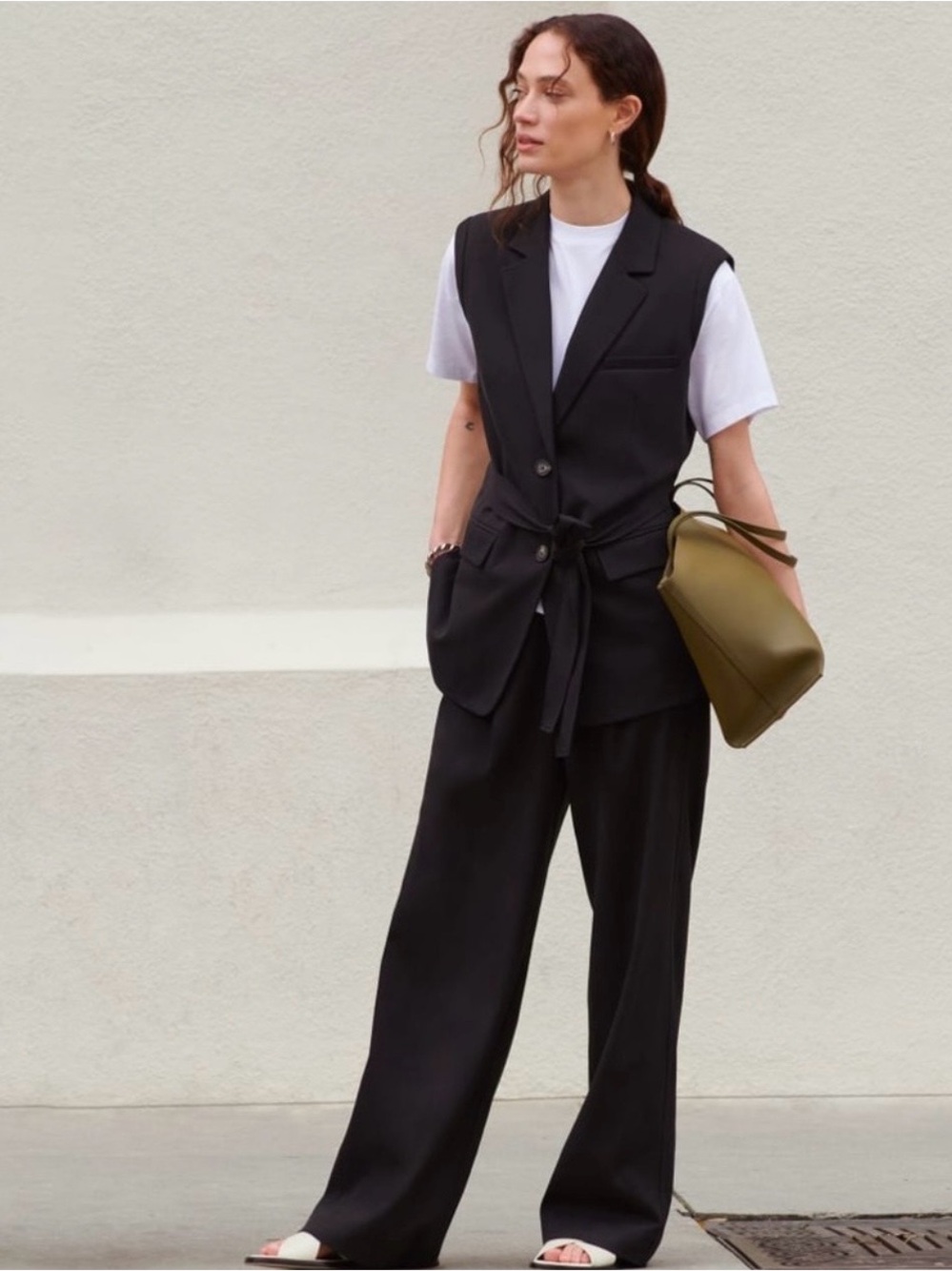 Everlane The Way-High Black Drape Pant Size 6 Short